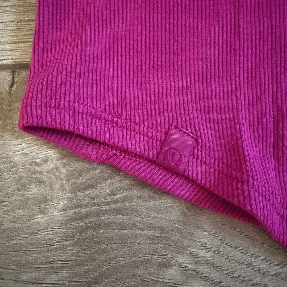 Lululemon Modal Silk Twist-Back Yoga Tank Top Size 4 - Picture 6 of 6